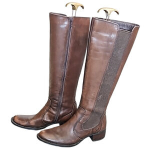 Born Womens Boots Brown Round Toe Size 6 Medium Pre-Loved Leather Upper B51406